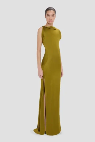 Carla gown in moss