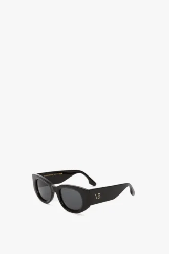 Monogram detail sunglasses in black Monogram detail sunglasses in black