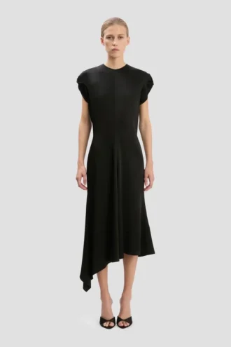 Twist shoulder dress in black