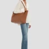 Victoria tote bag large in tan leather Victoria tote bag large in tan leather