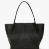 Victoria travel tote bag in black leather Victoria travel tote bag in black leather