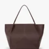 Victoria travel tote bag in burgundy leather Victoria travel tote bag in burgundy leather