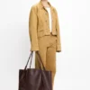 Victoria travel tote bag in burgundy leather Victoria travel tote bag in burgundy leather