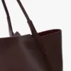 Victoria travel tote bag in burgundy leather Victoria travel tote bag in burgundy leather